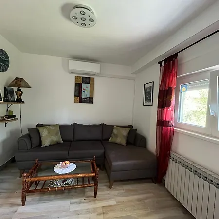 Apartment Sweet Garden *